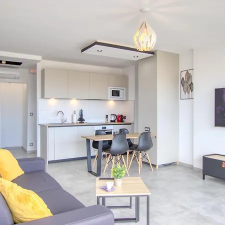 Evasion De Reve : 3p, Piscine, Tennis, Wifi, Park. Apartment