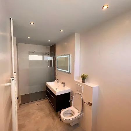 évasion De Rêve : 3p, Piscine, Tennis, Wifi, Park. Appartement Antibes