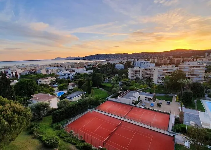 Evasion De Reve : 3p, Piscine, Tennis, Wifi, Park. Lejlighed Antibes